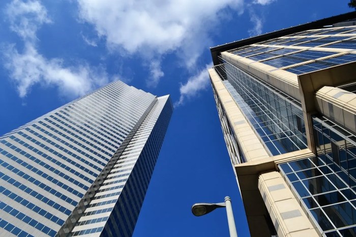 Commercial construction growth